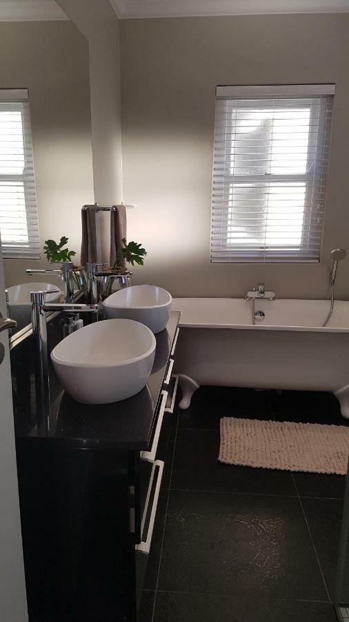 Franschhoek Village House Экстерьер фото